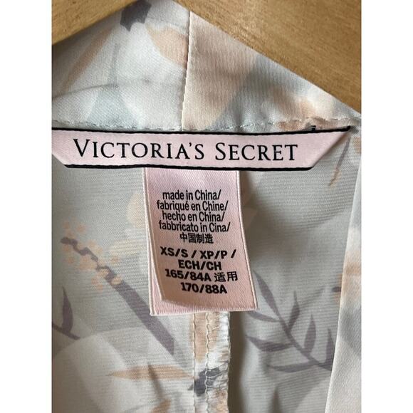 Victoria Secret Dream Floral Gray Kimono Robe Women's Size XS - Picture 7 of 13